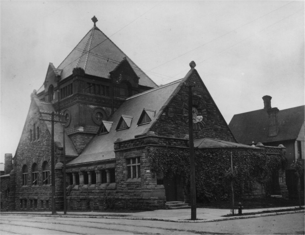 Trinity Church KC Exterior in x