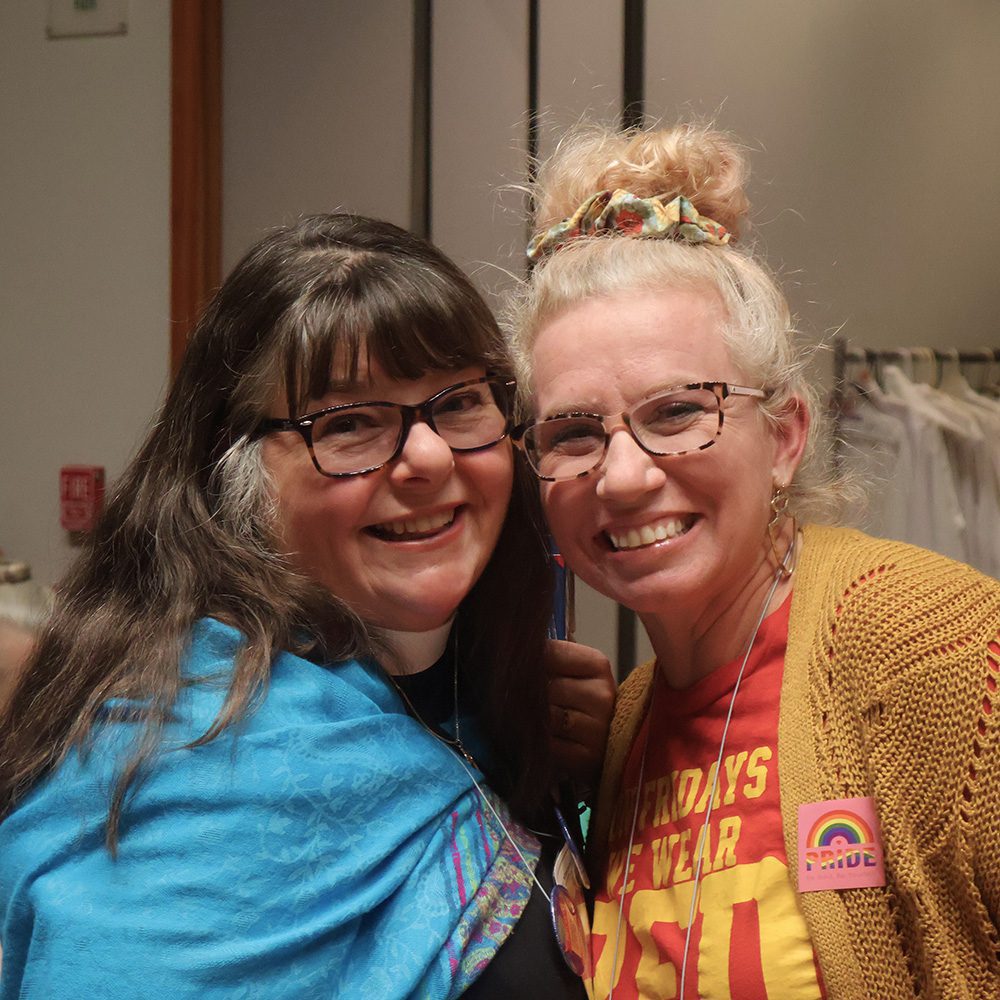 Convention Anne and Emily