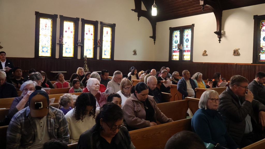 full congregation at grace carthage