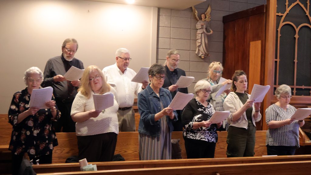 Jeffrey Hurst Installation Choir Jeffrey Hurst Installation Choir