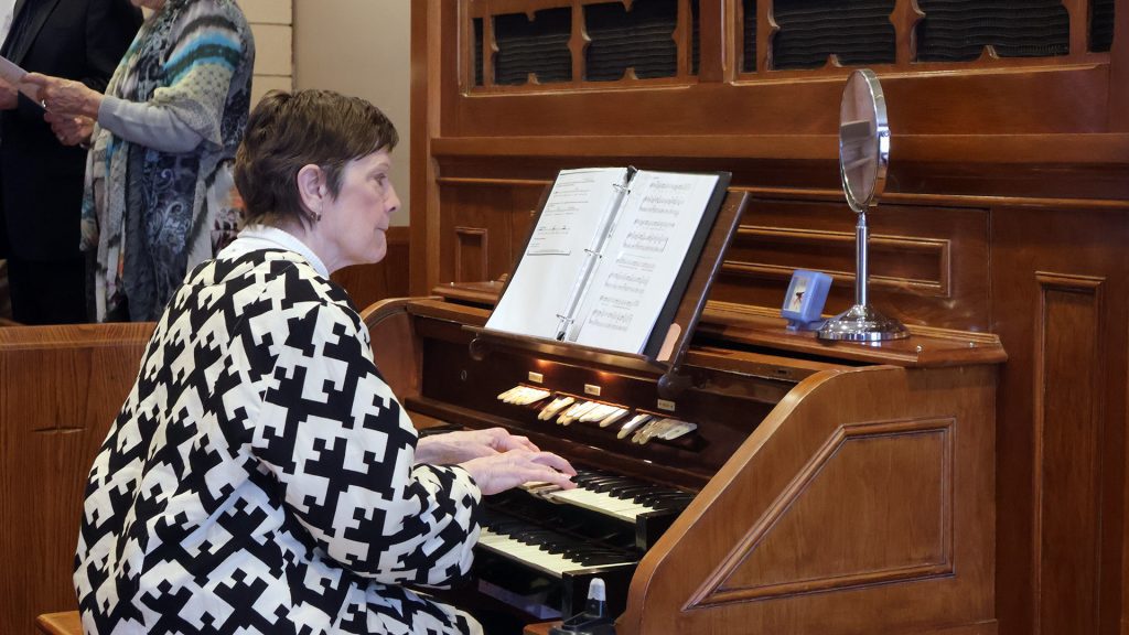 Jeffrey Hurst Installation Organist Jeffrey Hurst Installation Organist