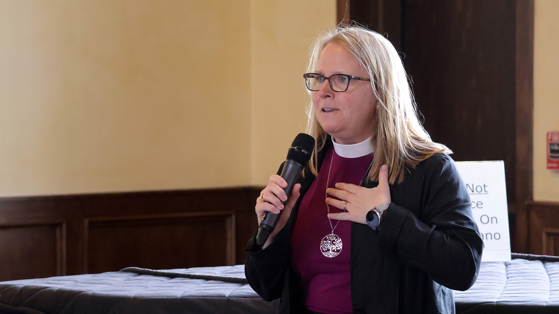 Christ Episcopal Church Hosts Reception in Springfield for Bishop Amy